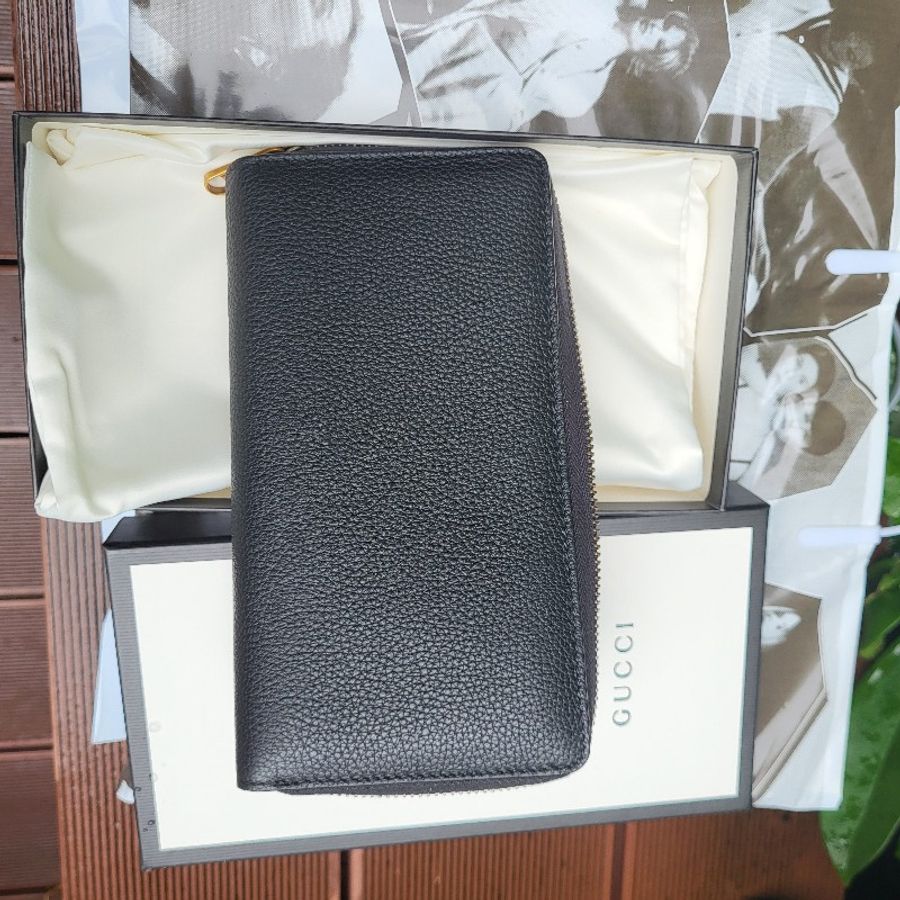Gucci 古馳女款皮革長錢包 銀包-1
