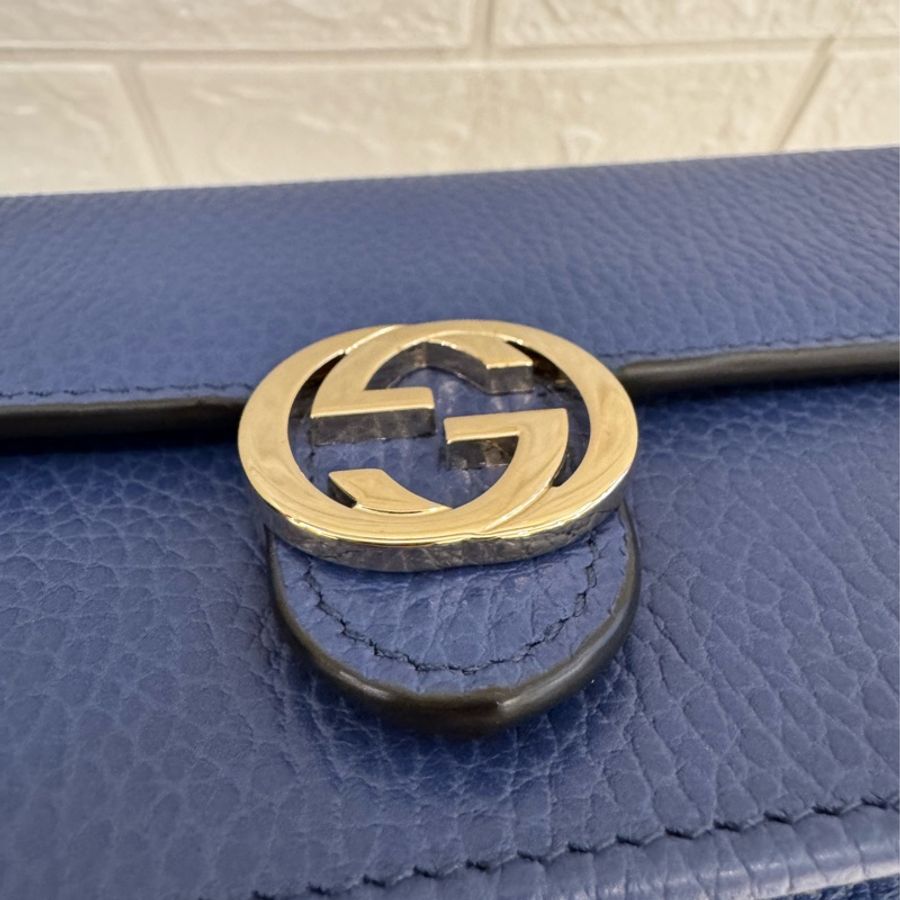 GUCCI藍皮革銀logo woc鏈包-32