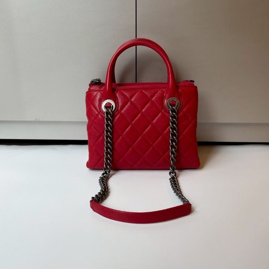 Chanel 霧銀鍊紅皮菱格雙肩帶兩用包-1