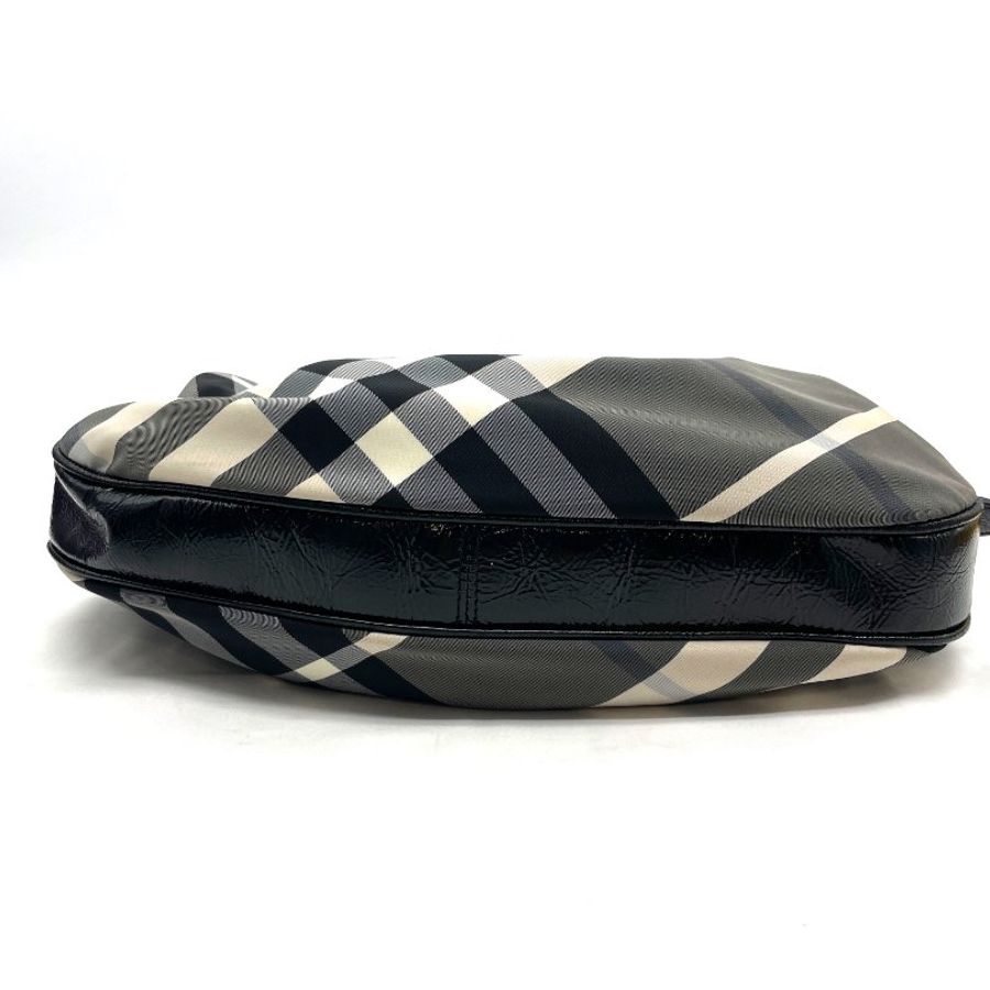 BURBERRY 格紋拼黑亮片側肩包-3