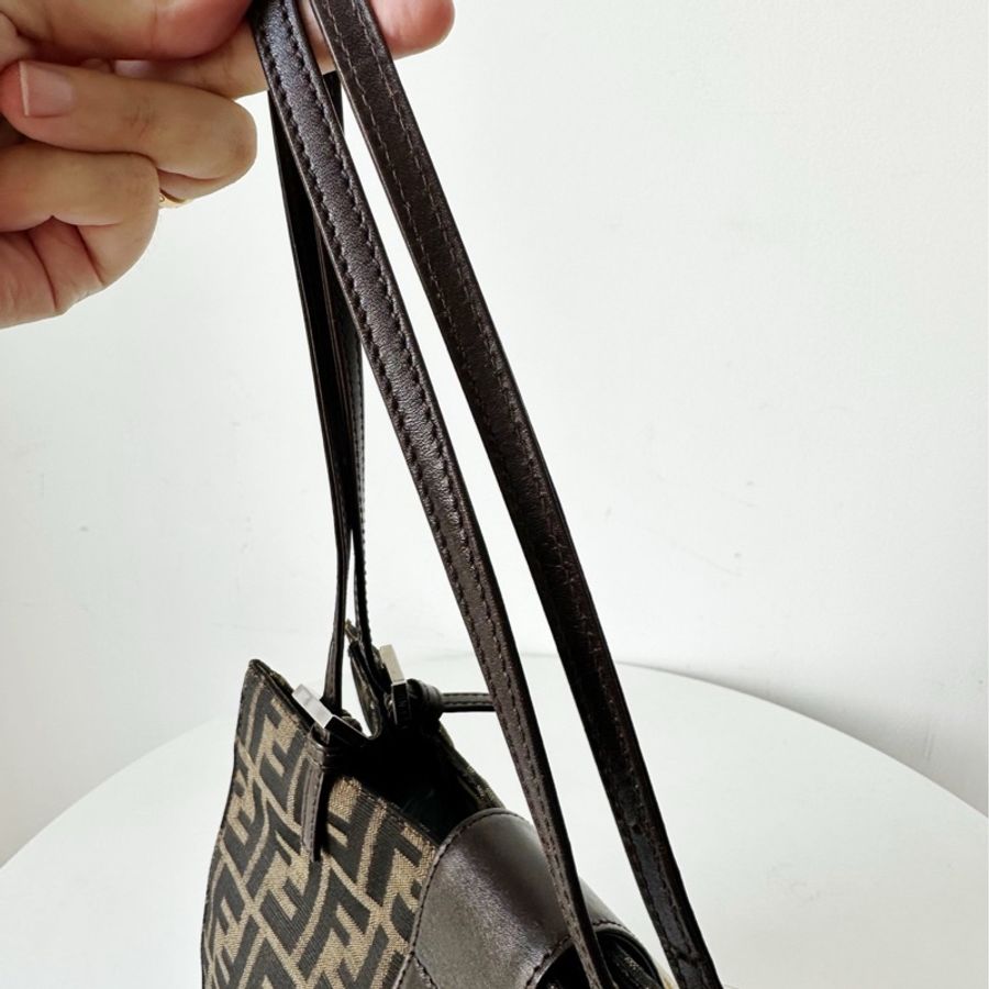 Fendi 老花中古小托特琴譜包-5