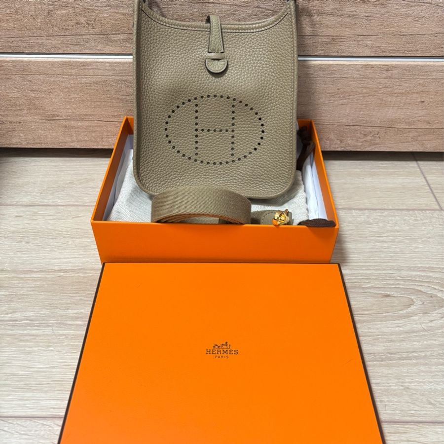 Hermes 愛馬仕 mini evelyne 16 餅乾色 金釦_W刻-11