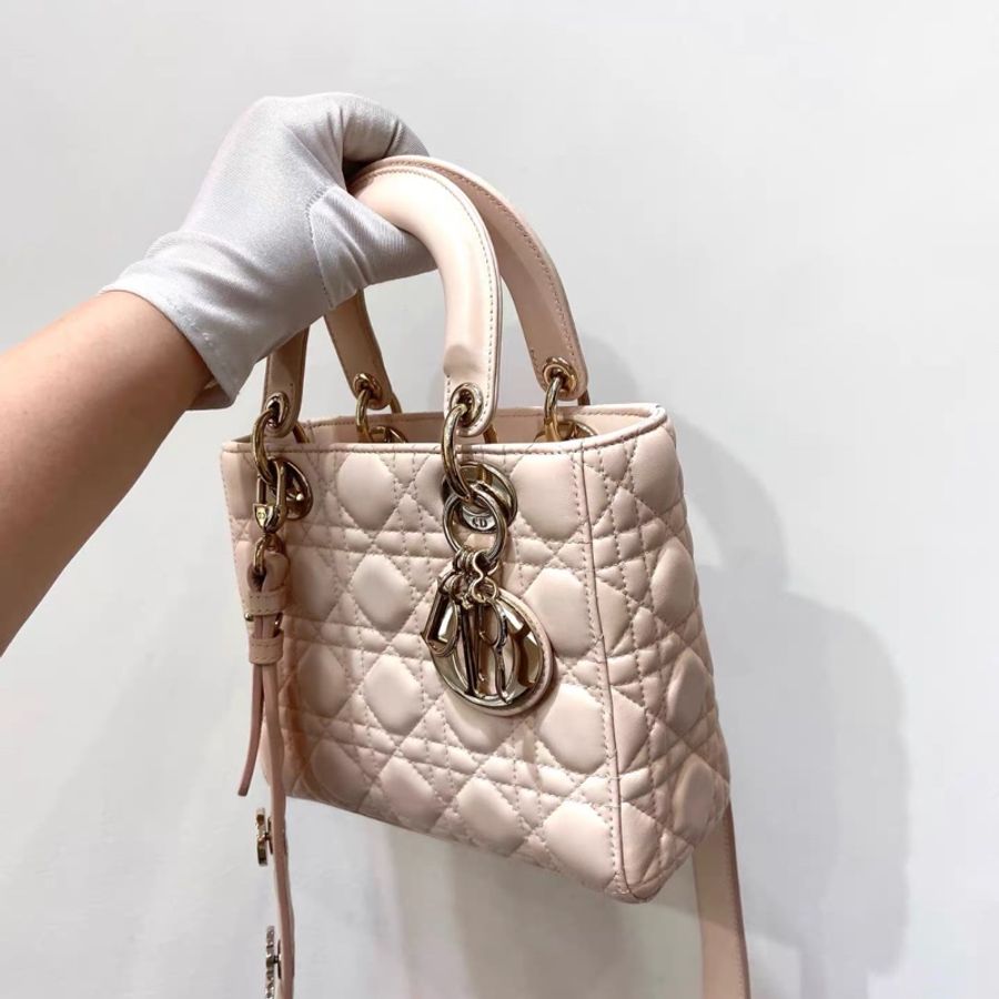 Dior 櫻花粉色 金扣 四格 徽章寬肩帶 四格 戴妃包-1