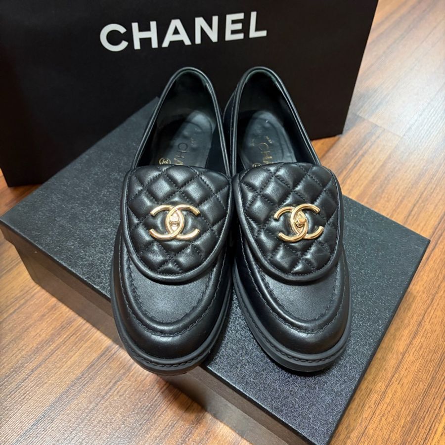 香奈兒CHANEL書包扣樂福鞋-4