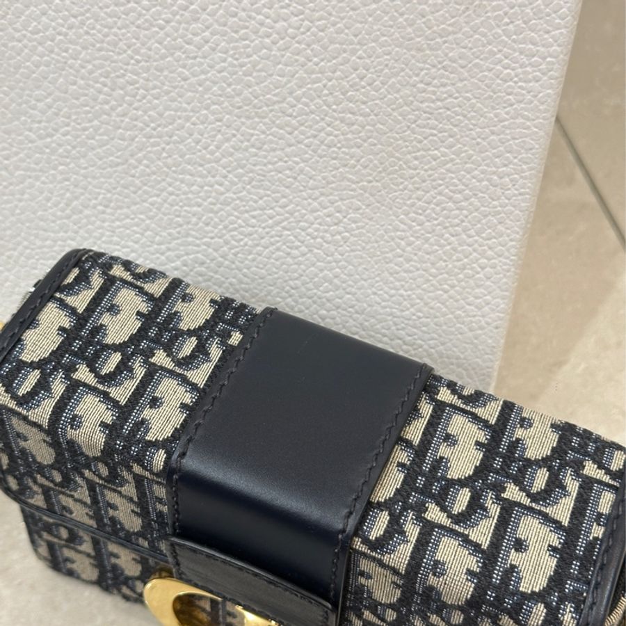 🈶購證 #專櫃12.5萬 #99新帶膜 Dior蒙田mini box #全網最低-20