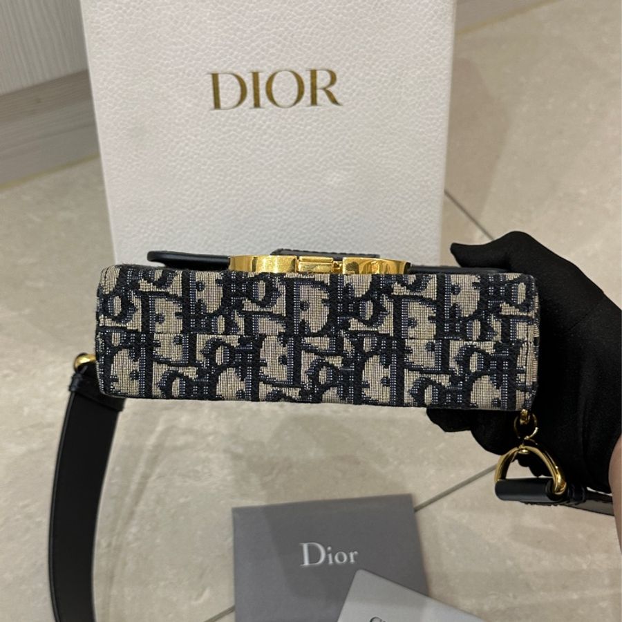 🈶購證 #專櫃12.5萬 #99新帶膜 Dior蒙田mini box #全網最低-21