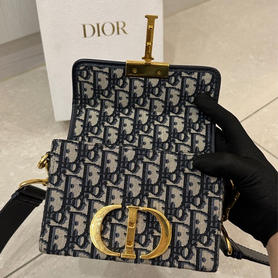 🈶購證 #專櫃12.5萬 #99新帶膜 Dior蒙田mini box #全網最低-44