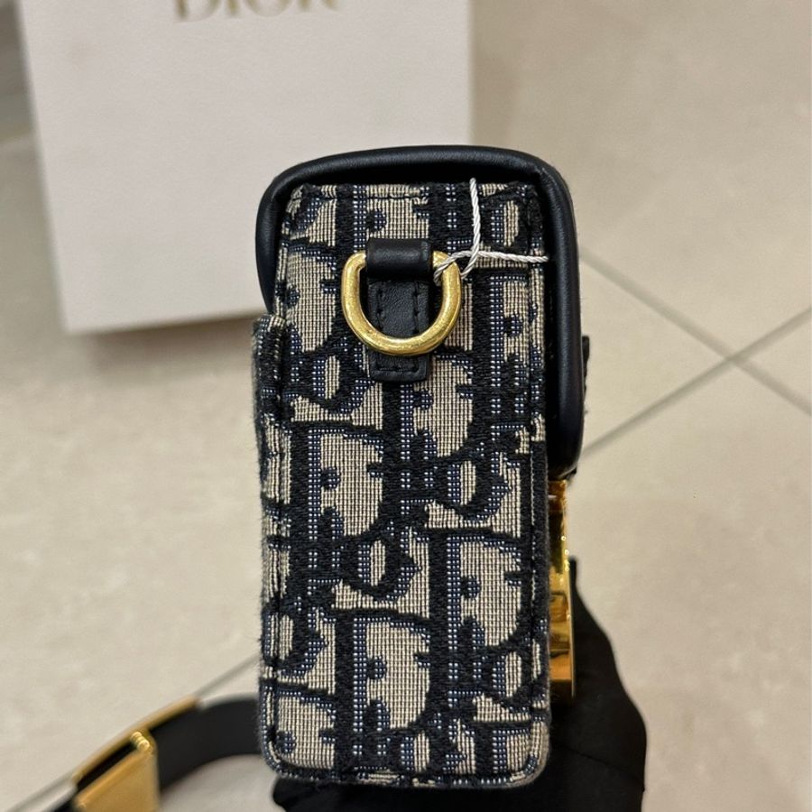 🈶購證 #專櫃12.5萬 #99新帶膜 Dior蒙田mini box #全網最低-54