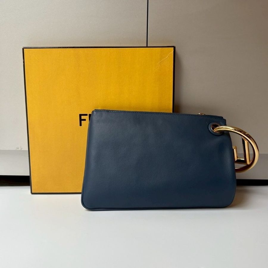 Fendi 三色皮革圓圈F手勾包 手拿包-2