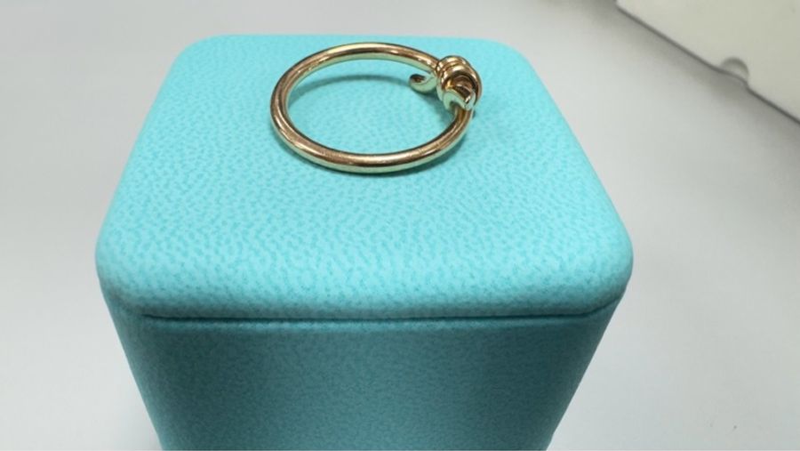 ✨【Tiffany & Co. Knot 系列 18K 6.5號 玫瑰金戒指】✨近新微使用痕跡-0