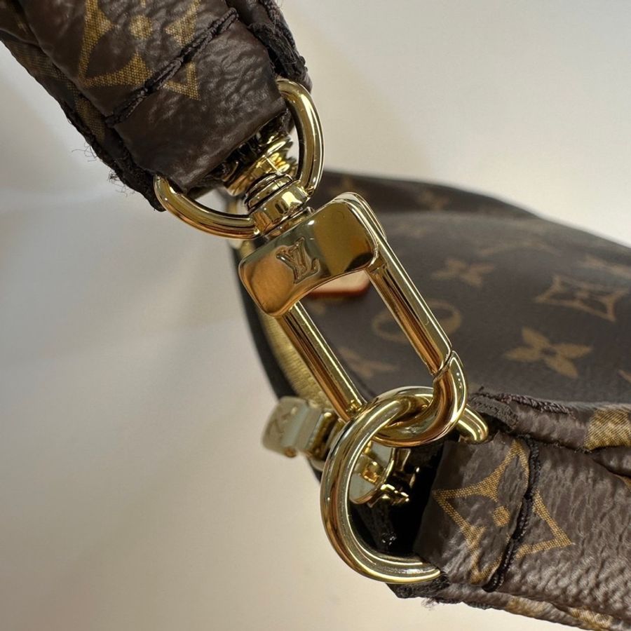 LOUIS VUITTON Multi Pochette Accessoires LV三合一 麻將包-21