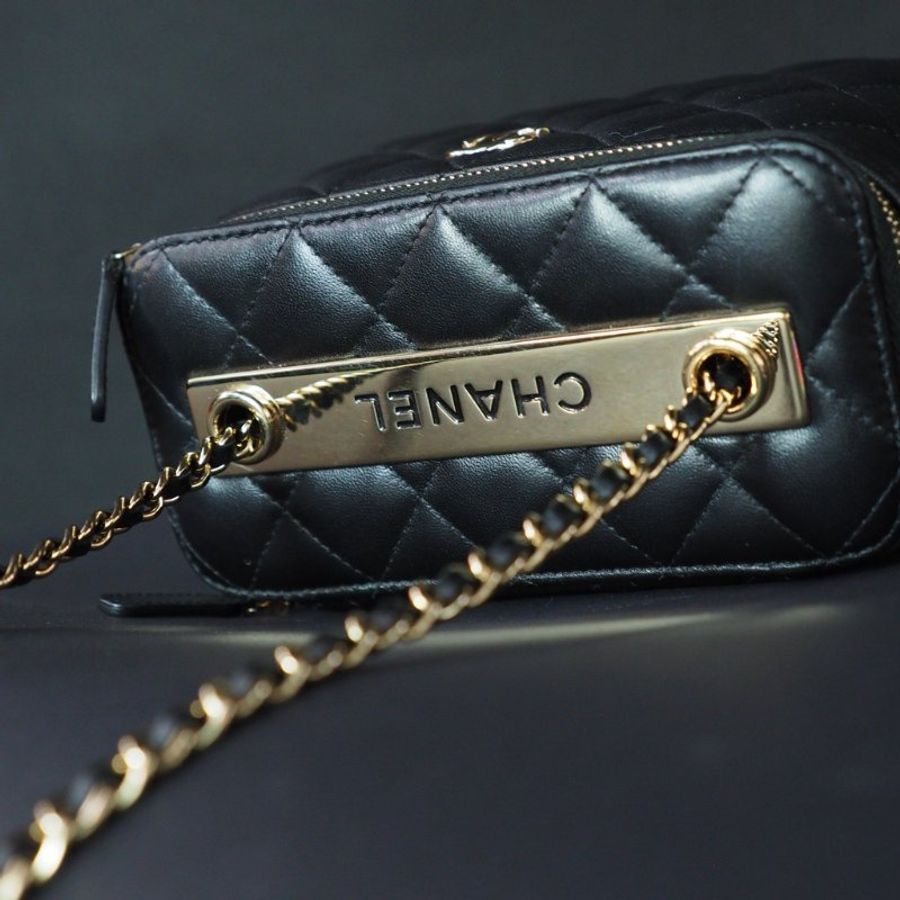CHANEL trendy 黑金長盒子-1