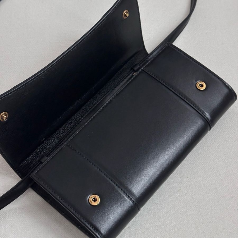 Balenciaga黑金沙漏-8