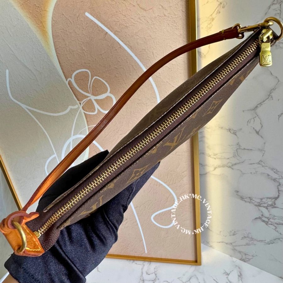 LV Vintage Monogram Pochette Accessoires 中古 老花 麻雀包-10