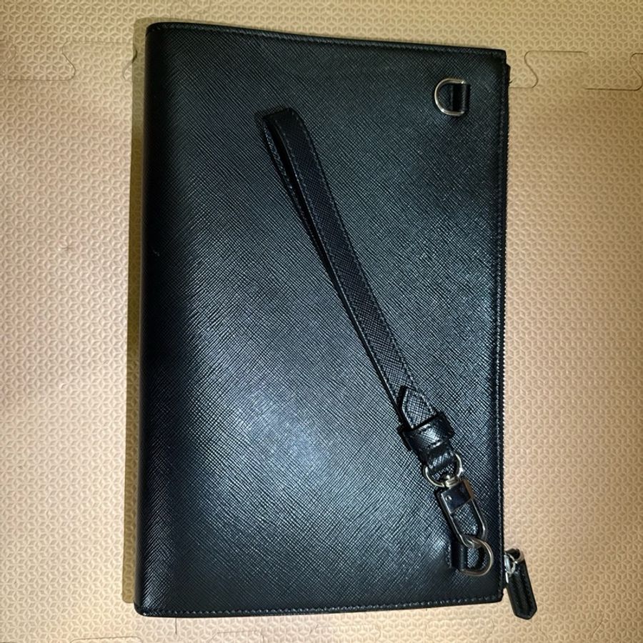MONTBLANC 萬寶龍匠心系列手拿包 黑色-1