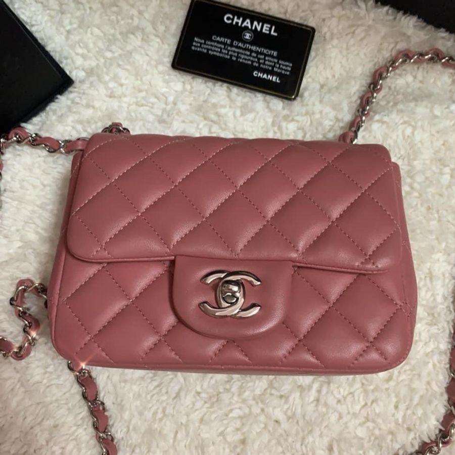 9成新Chanel 乾燥玫瑰粉17小方包,銀鏈-5