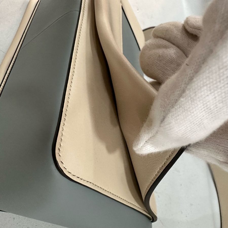 celine frame 霧霾藍拼粉筆灰牛皮 斜背包-15