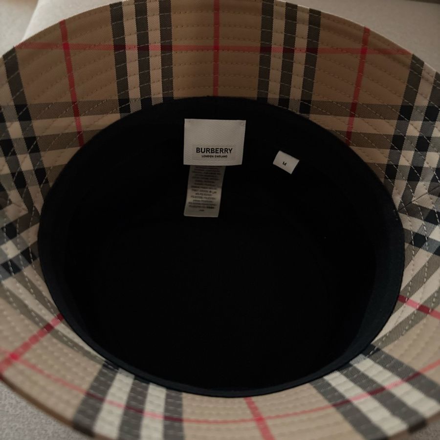 Burberry 漁夫帽-2