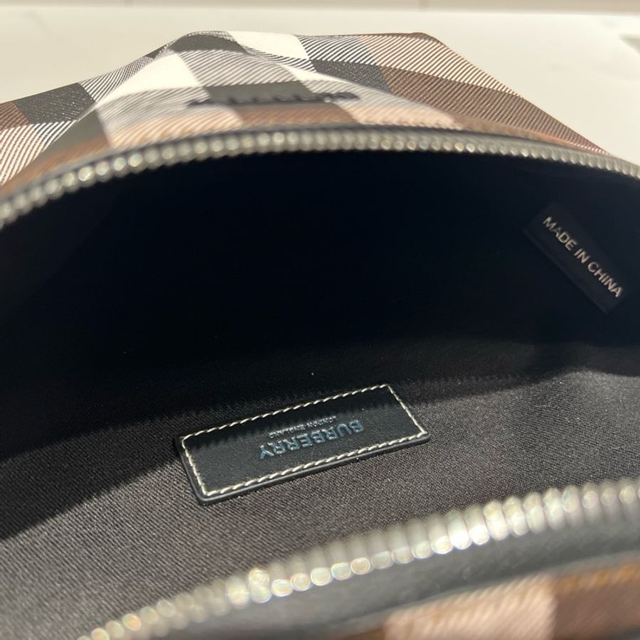 Burberry Cason胸包/腰包(閒置品近全新)-12