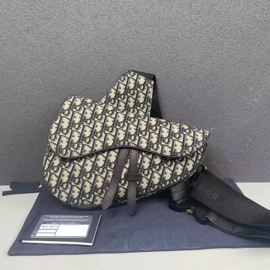 🈶購證Dior saddle新款馬鞍包 99新閒置🉑送禮 櫃上在售12.5萬-1