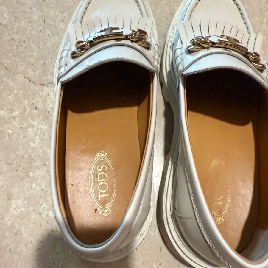 Tod’s loafer 白色流蘇增高樂福鞋38.5-9