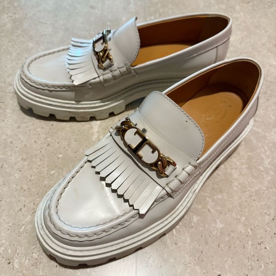 Tod’s loafer 白色流蘇增高樂福鞋38.5-16