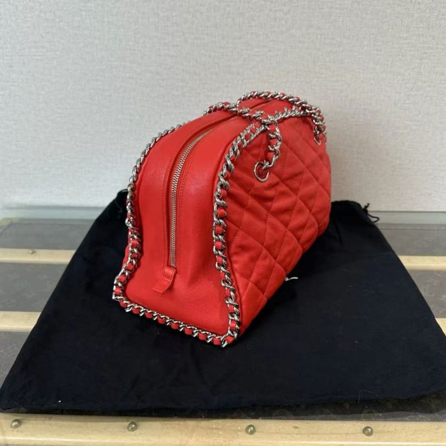 CHANEL 紅銀滾邊hobo機場鍊條包30*20*15 98新配件塵袋-4