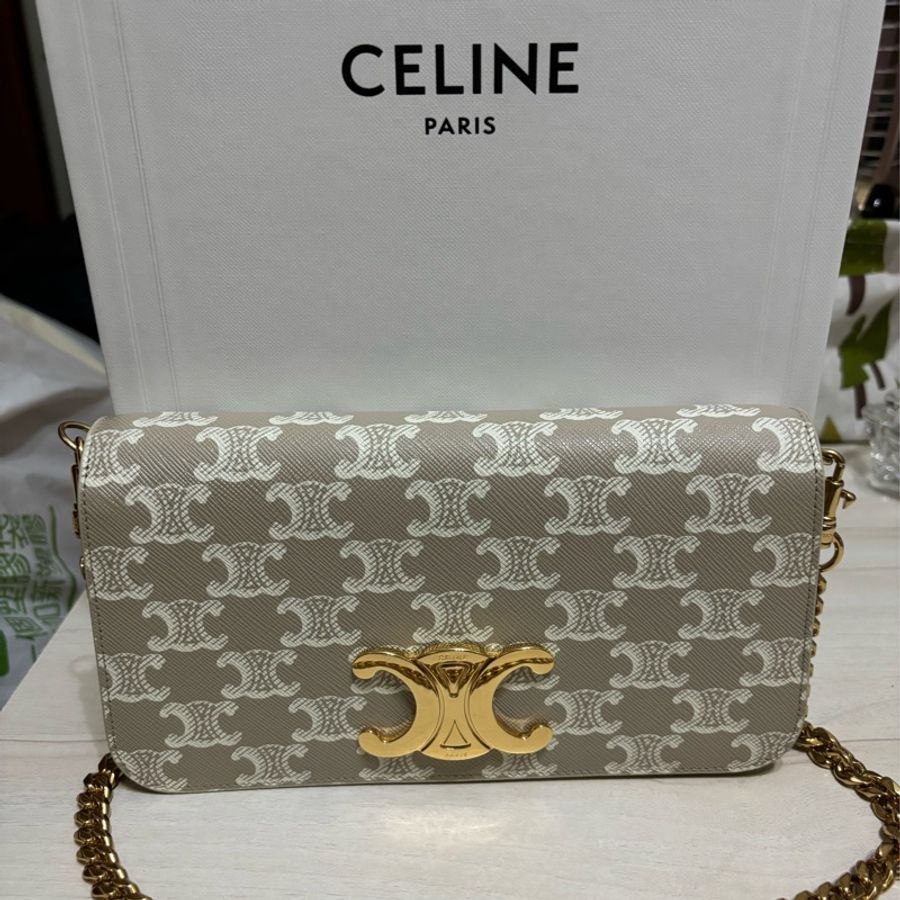 CELINE Multipochette Triomphe 標誌印花 雙背帶 腋下包 肩背包 斜背包 奶茶色-1