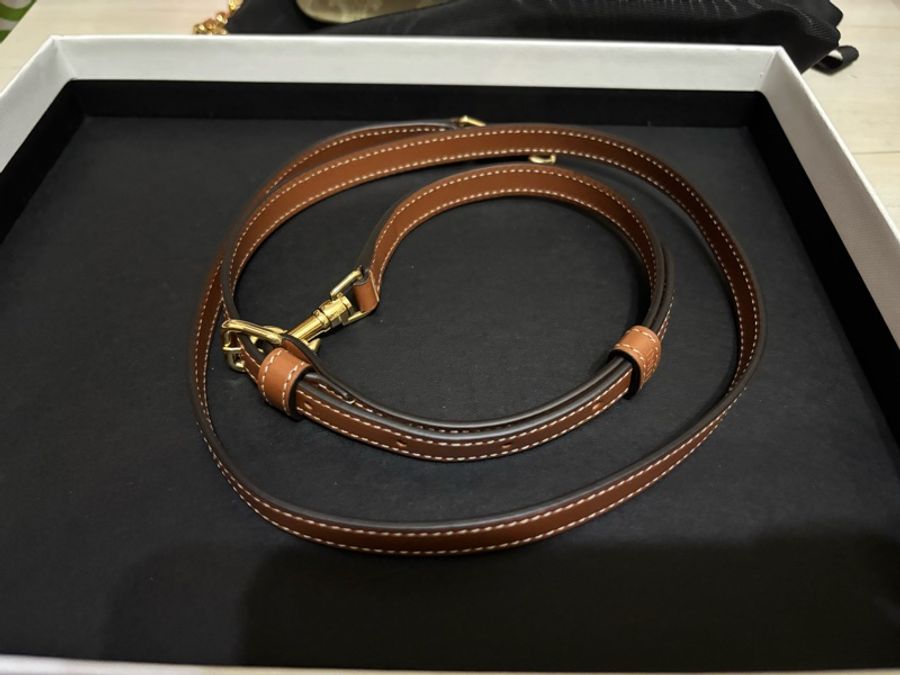CELINE Multipochette Triomphe 標誌印花 雙背帶 腋下包 肩背包 斜背包 奶茶色-5