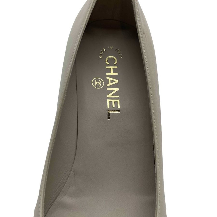 CHANEL 米白拼黑布珍珠高跟鞋#39.5-6
