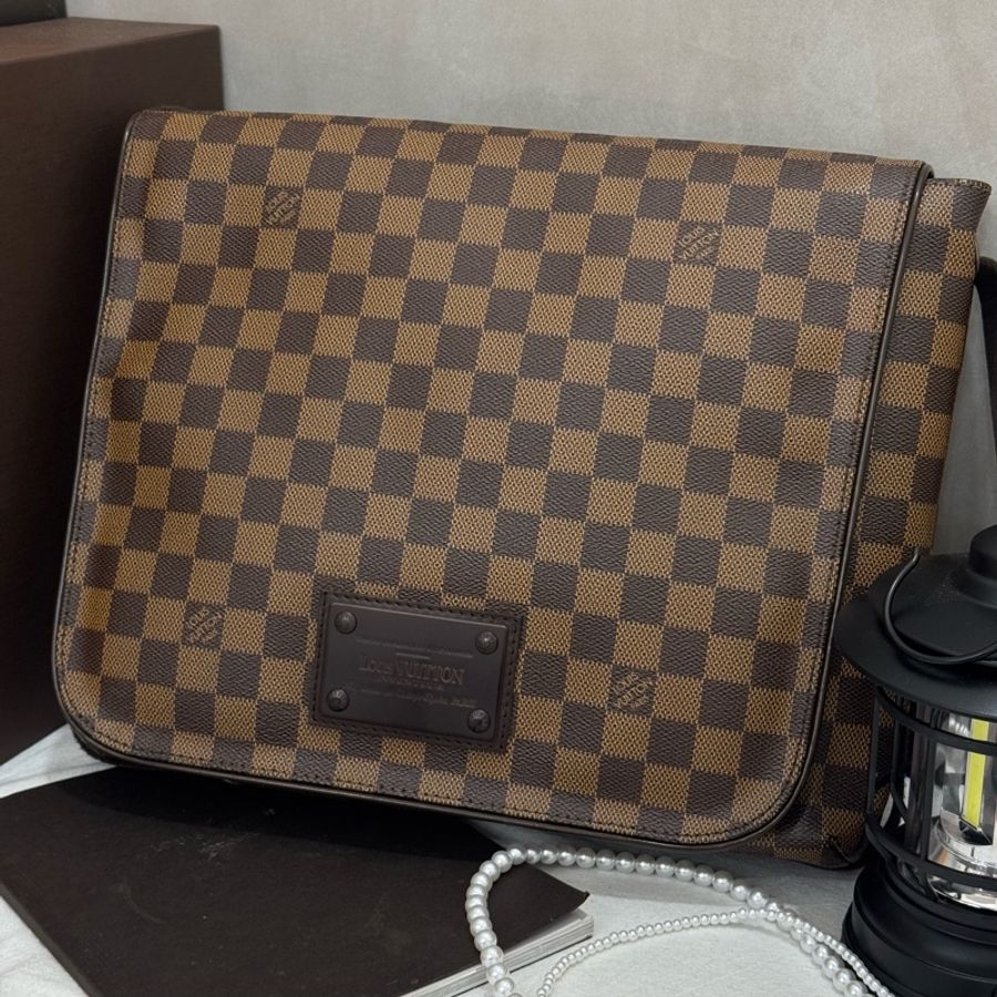 Louis Vuitton 鐵牌掀蓋GM肩背袋-1