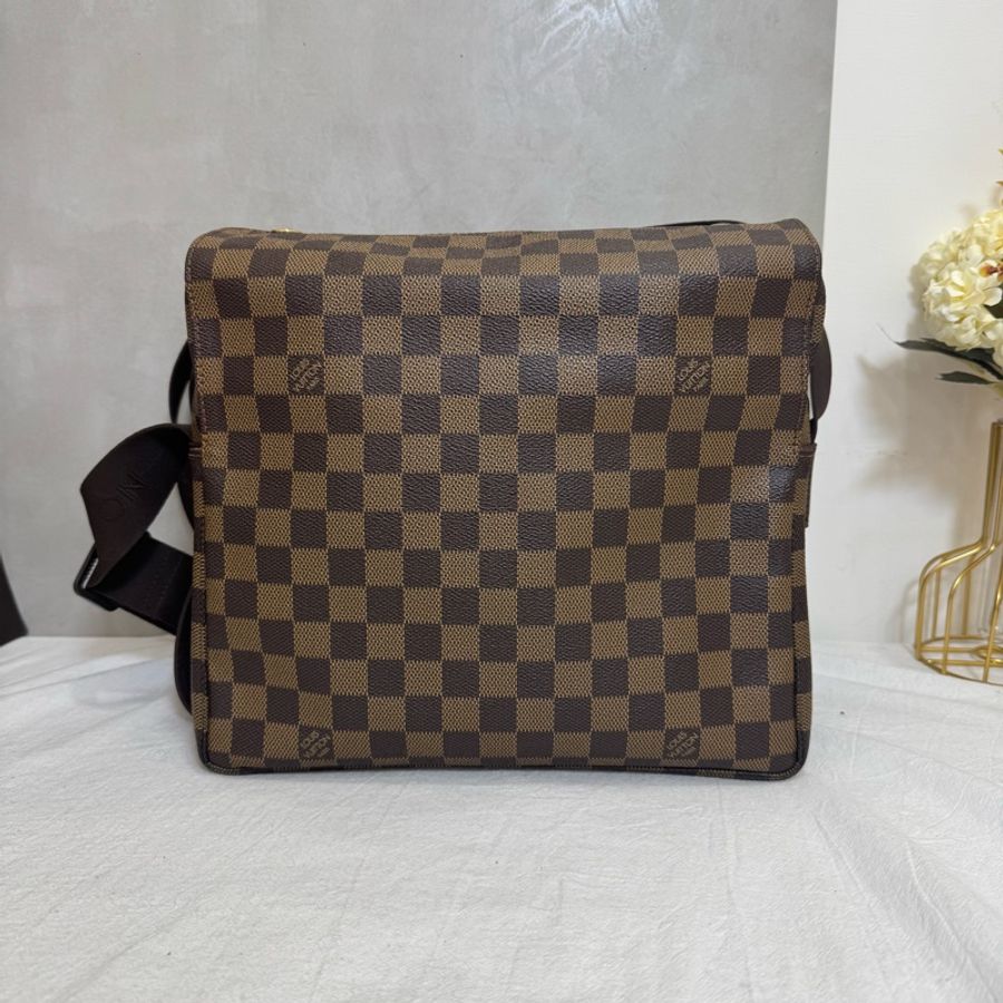 Louis Vuitton 棋盤上扣斜背包-9