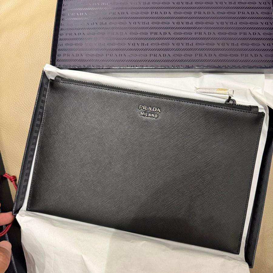 Prada 手拿包-2