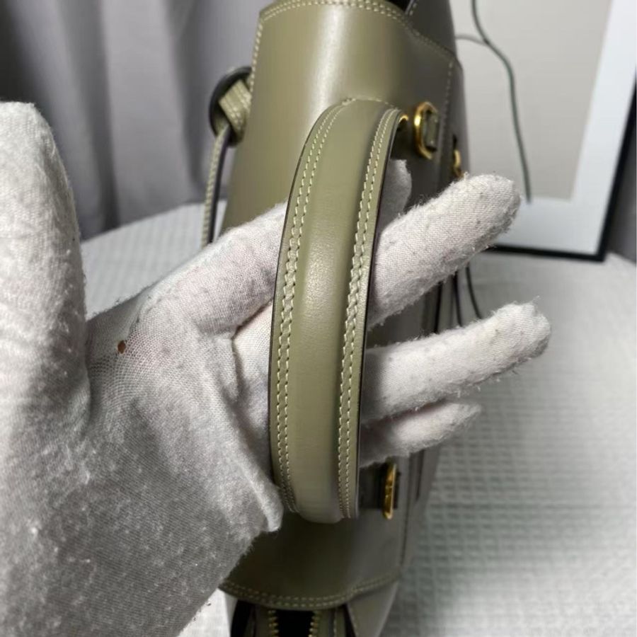 Celine mini belt bag 鯰魚包 大號-6