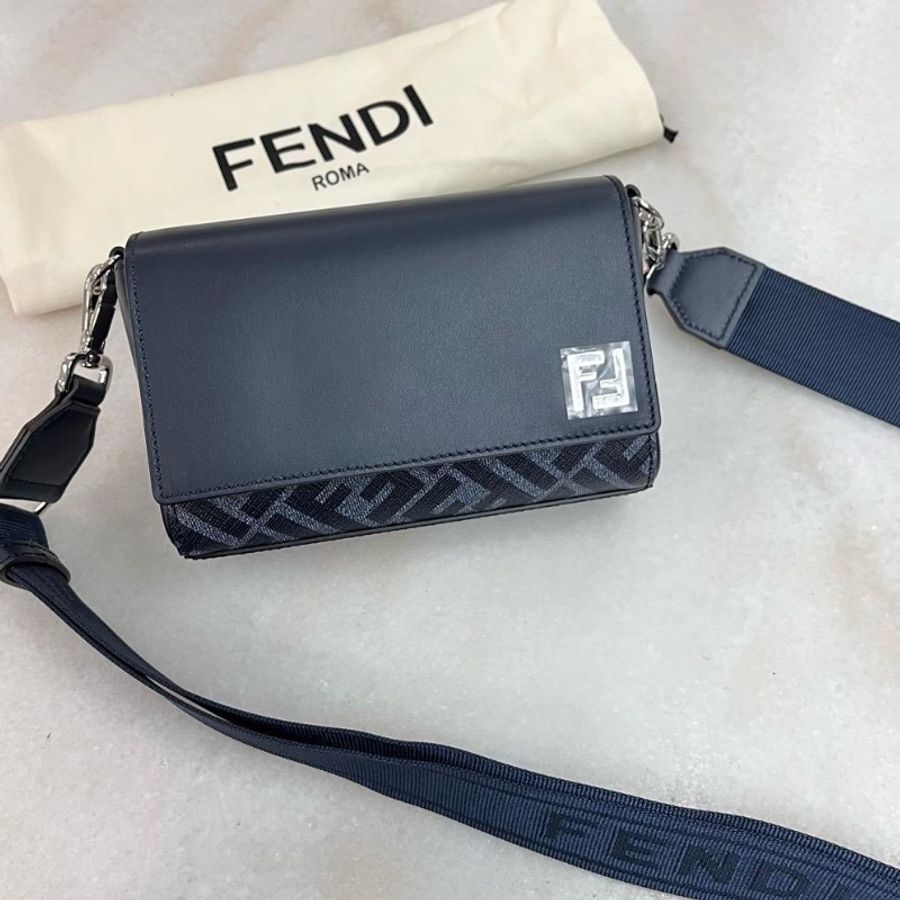 Fendi compact bag-0