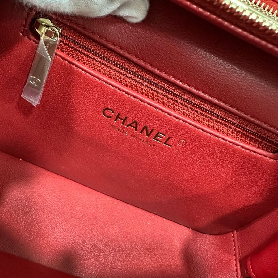 Chanel trendy cc 櫻桃紅色羊皮金鏈帶相機包 斜背包-25