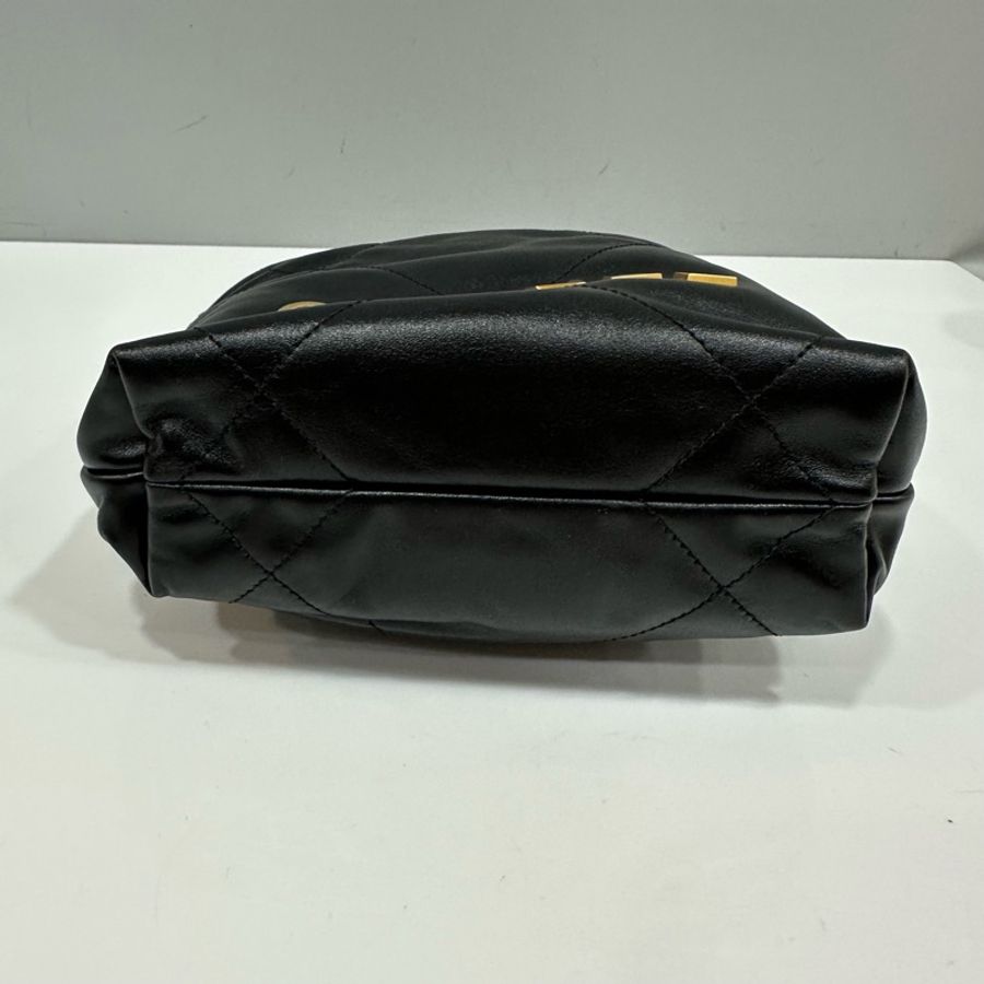 chanel as3980 黑色牛皮金幣 垃圾袋斜背包 mini22-10