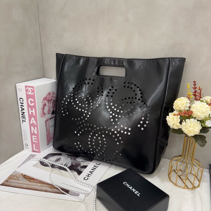(出清特價)CHANEL 後空雙C托特手提包-2