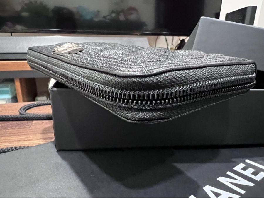 CHANEL BLACK BOY LONG WALLET 銀扣長夾-3