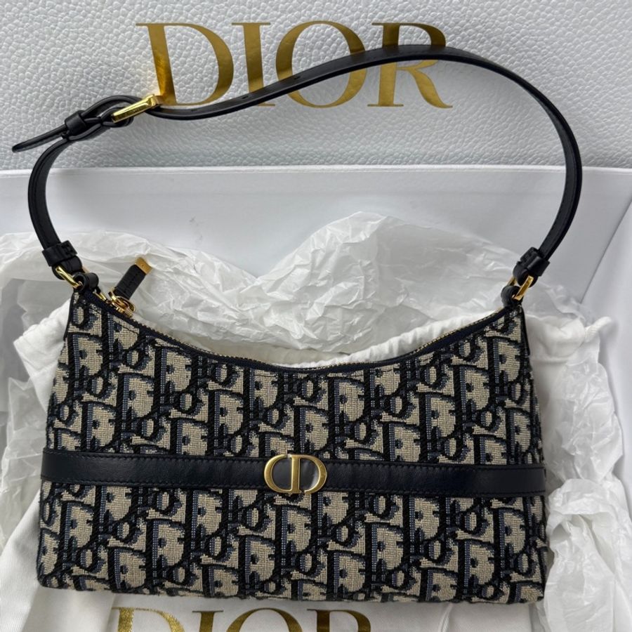 全新代購！Dior 迪奧 蒙田30 Montaigne Cigale 迷你手袋 hobo 水餃包 藍色 Oblique 緹花-1