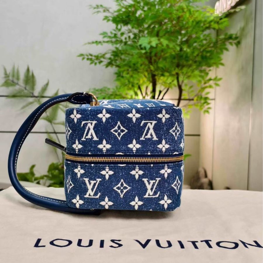 Louis Vuitton square bag 骰子包-4