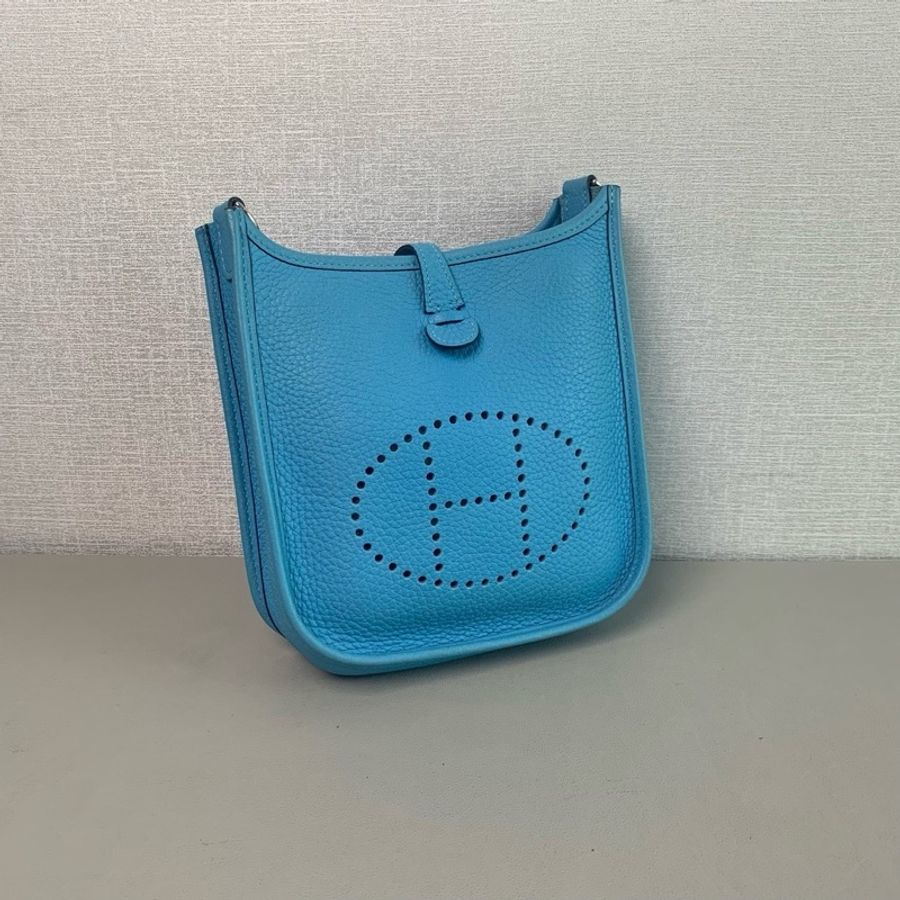 ⭐️全網最低價🆕愛馬仕湖水藍mini evelyne-3