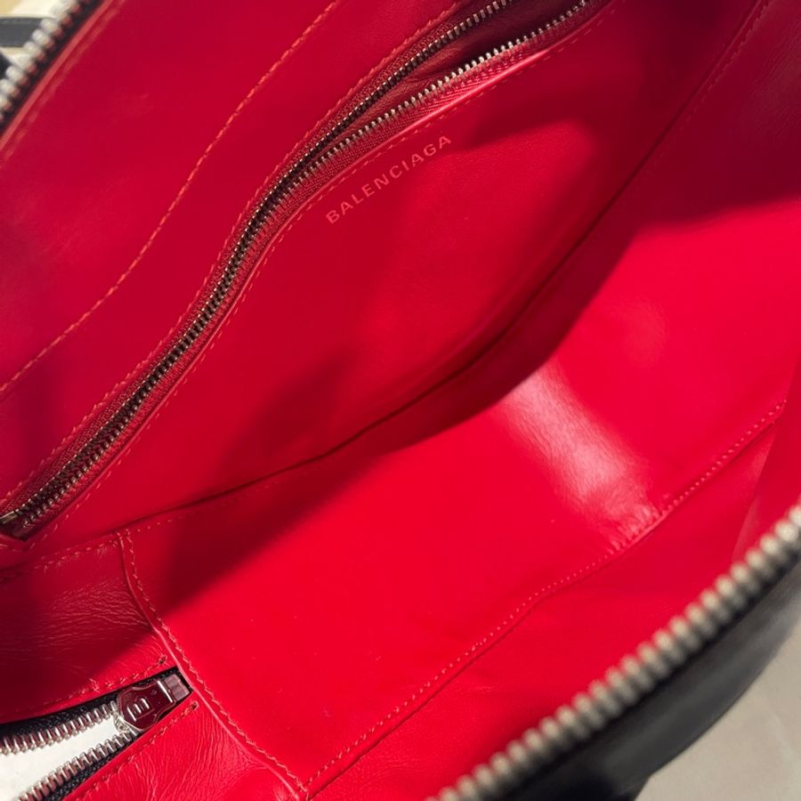 Balenciaga Triangle Duffle Bag-9