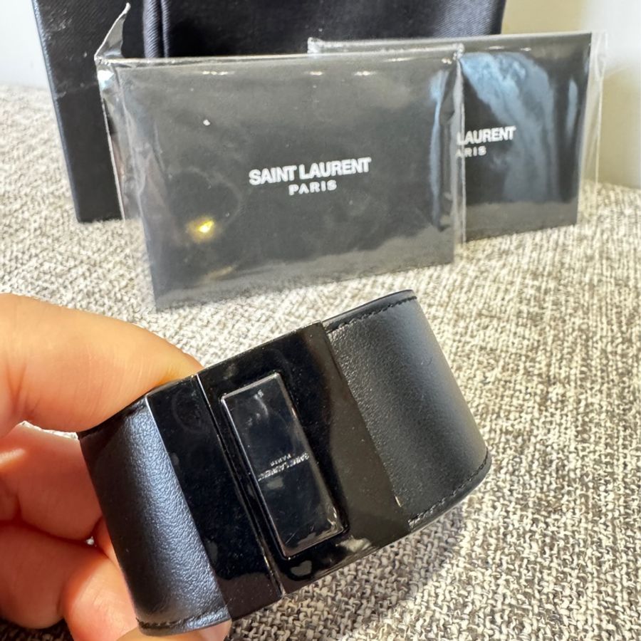 YSL 皮製手環-3