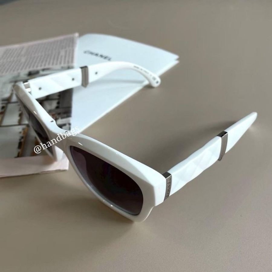 Chanel 白色折疊墨鏡 銀色水鑽 6055-B-1