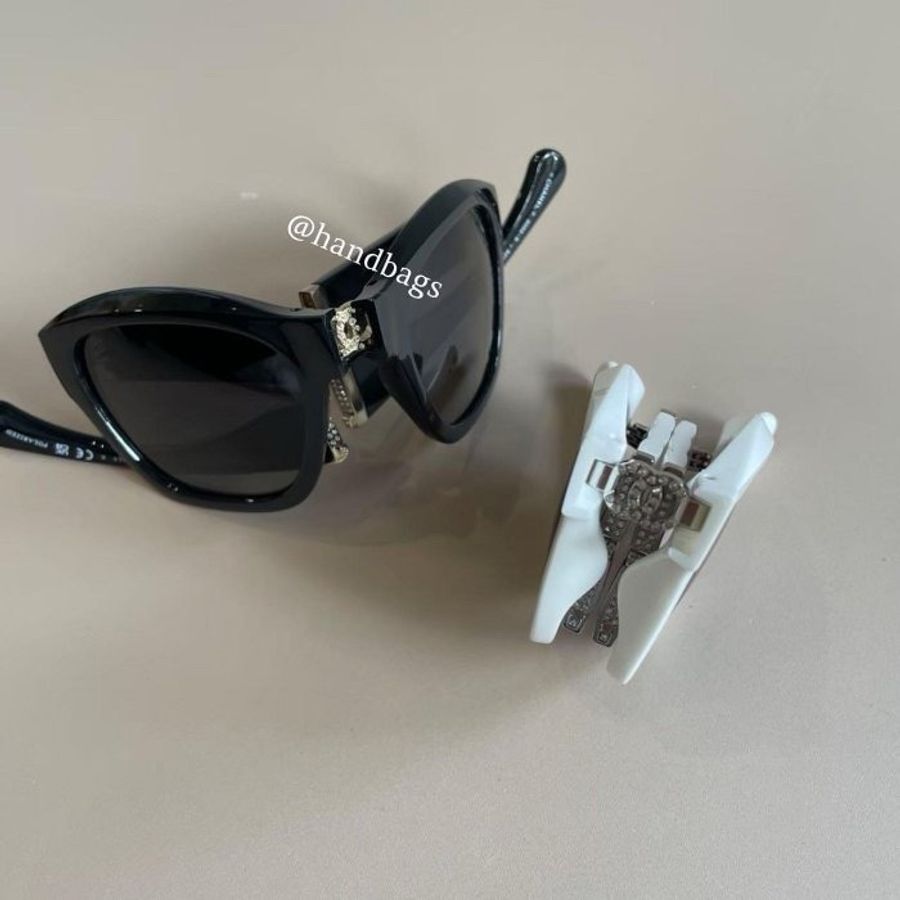 Chanel 白色折疊墨鏡 銀色水鑽 6055-B-5