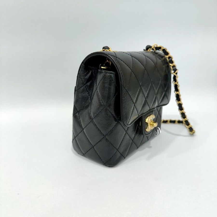Chanel 黑山羊皮22K金釦口蓋包 AS3648-2