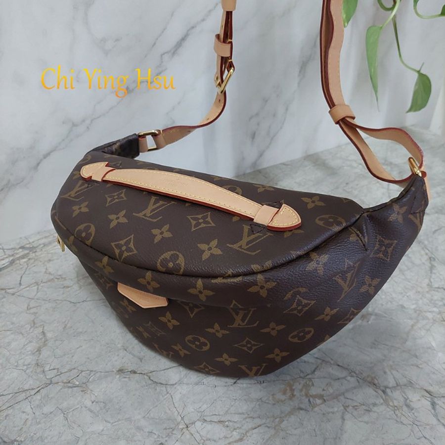 LV M43644 Bumbag🎀現品實拍 🎀 9.3成新Monogram老花字紋 腰包 斜背包 胸口包-34