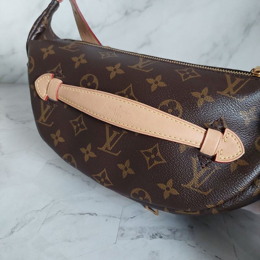 LV M43644 Bumbag🎀現品實拍 🎀 9.3成新Monogram老花字紋 腰包 斜背包 胸口包-60