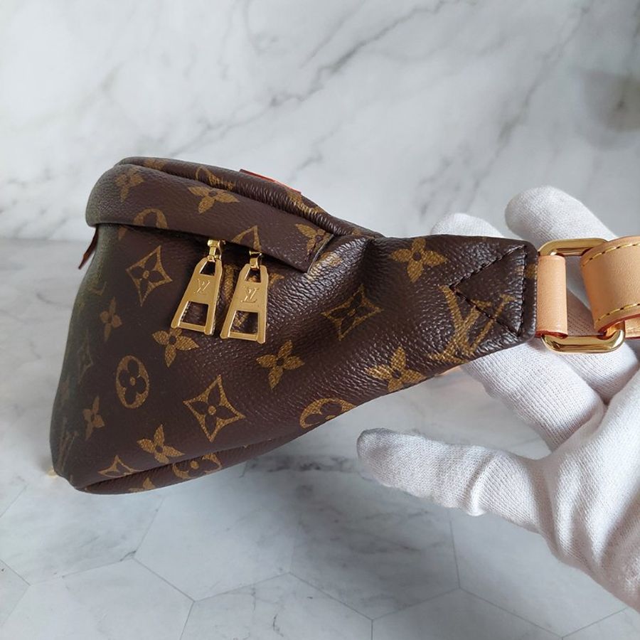 LV M43644 Bumbag🎀現品實拍 🎀 9.3成新Monogram老花字紋 腰包 斜背包 胸口包-70